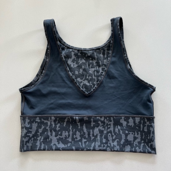 Lululemon Power Pivot Gray Camo Tank Top Size 10 - Picture 6 of 8